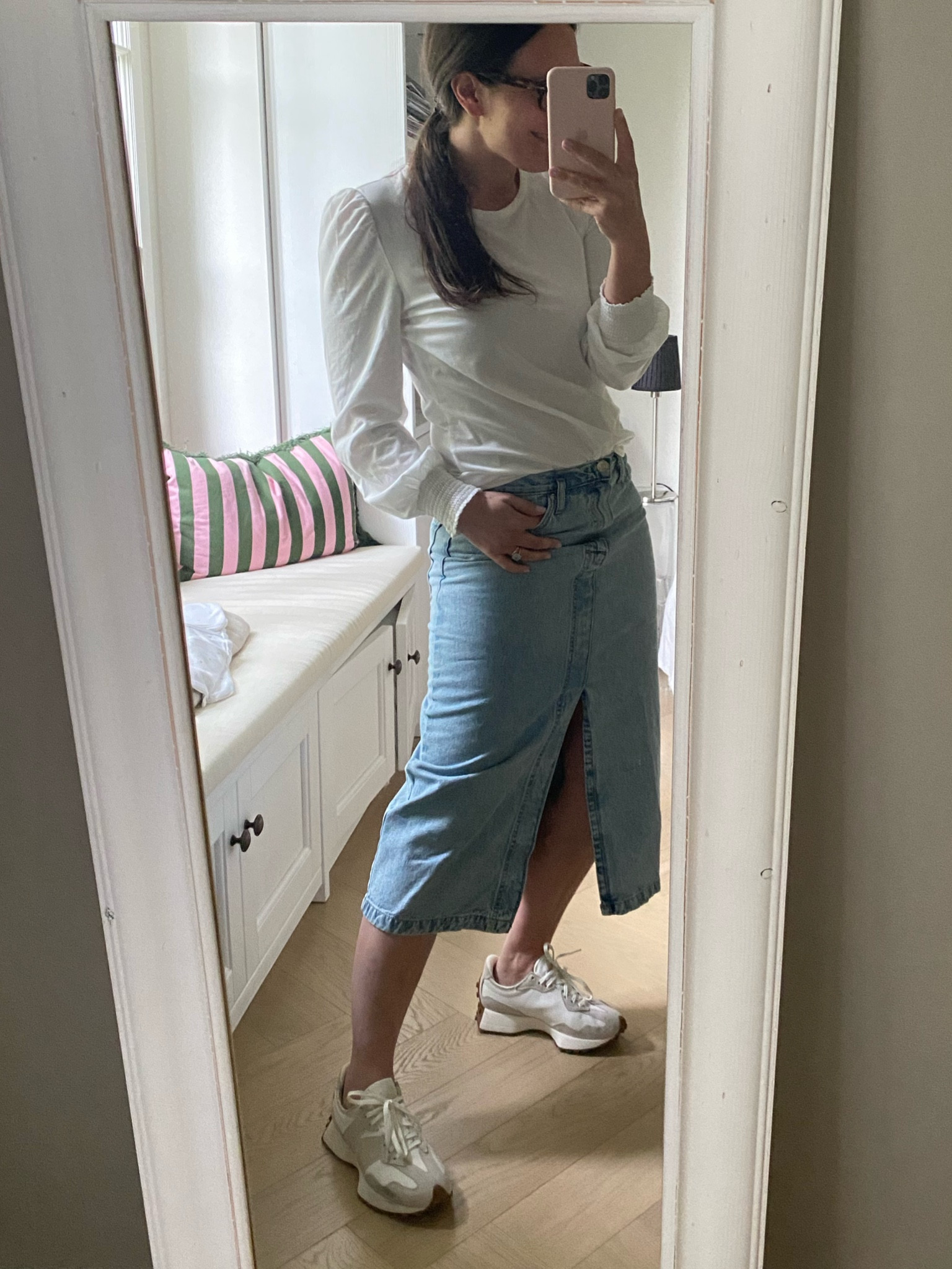 Comfy Friday in comfy new balance shoes. One of the best I’ve ever had 

#LTKstyletip #LTKFind #LTKeurope