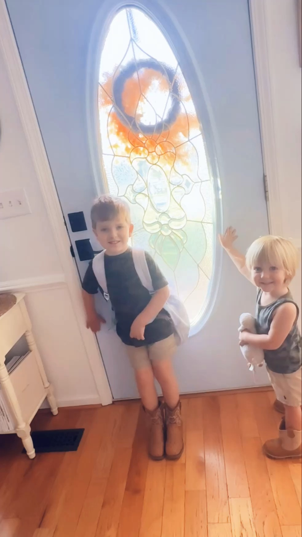 Oh how we love wednedays around here!!! 🫶🏽 We had the best time at CBS (the boys loveeee their classes with all their friends!) and then a picnic 🧺 at the park 🛝 afterwards!!! 🌳 These are the days!! ☀️