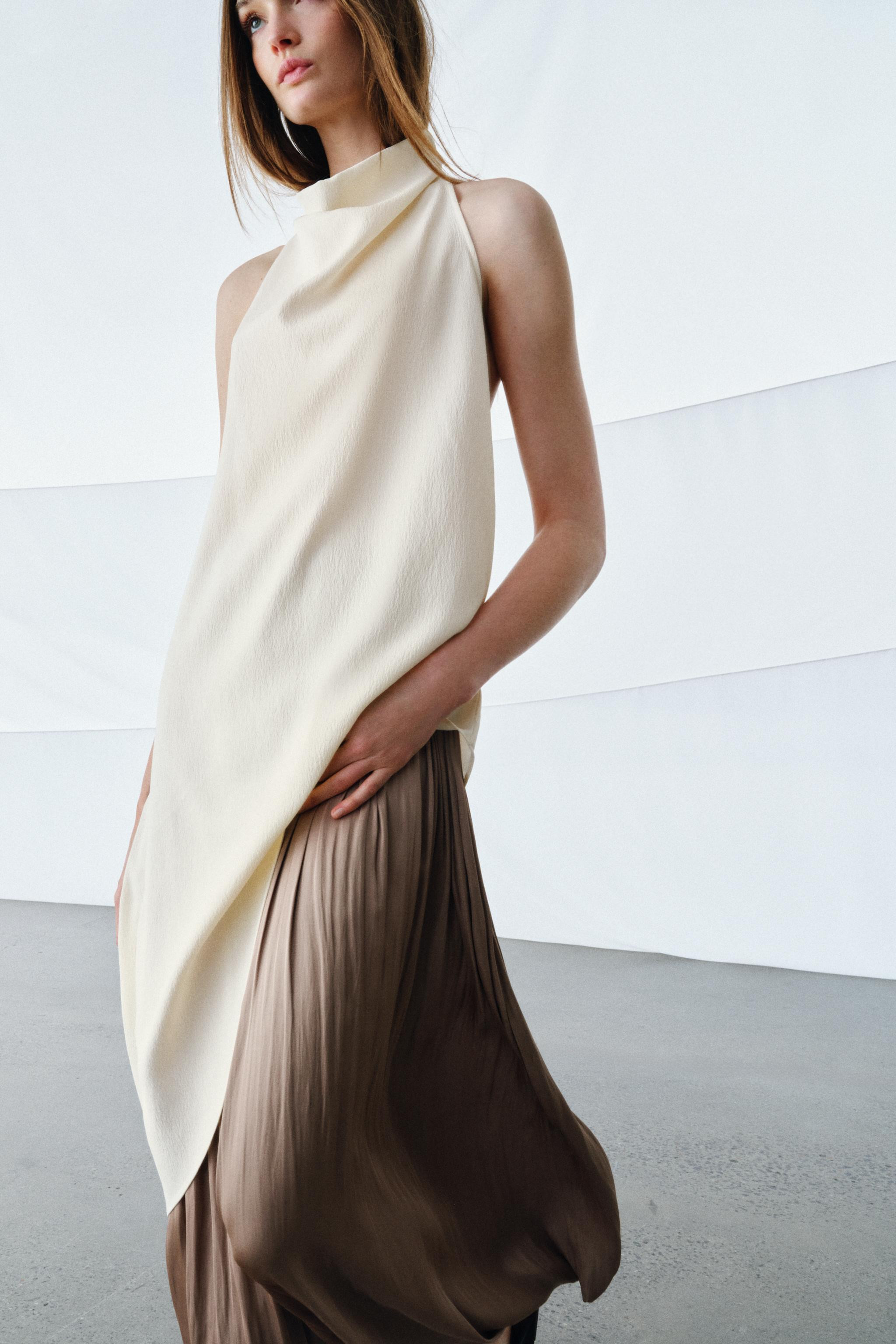 ASYMMETRIC TOP ZW COLLECTION | Zara US