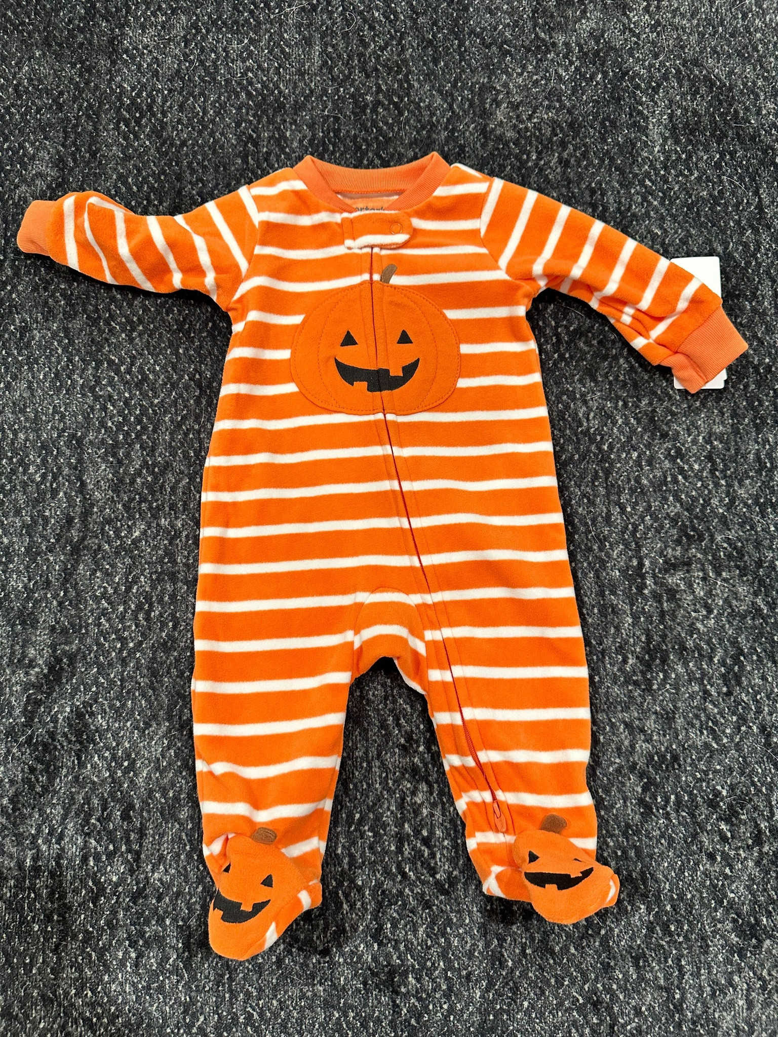 How perfect is this Halloween footie from Carters?! 

halloween footie, pumpkin pajamas, baby footie, baby pajamas, baby halloween 

#LTKHalloween #LTKkids #LTKbaby
