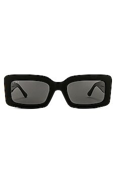 Indy
                    
                    DIFF EYEWEAR | Revolve Clothing (Global)