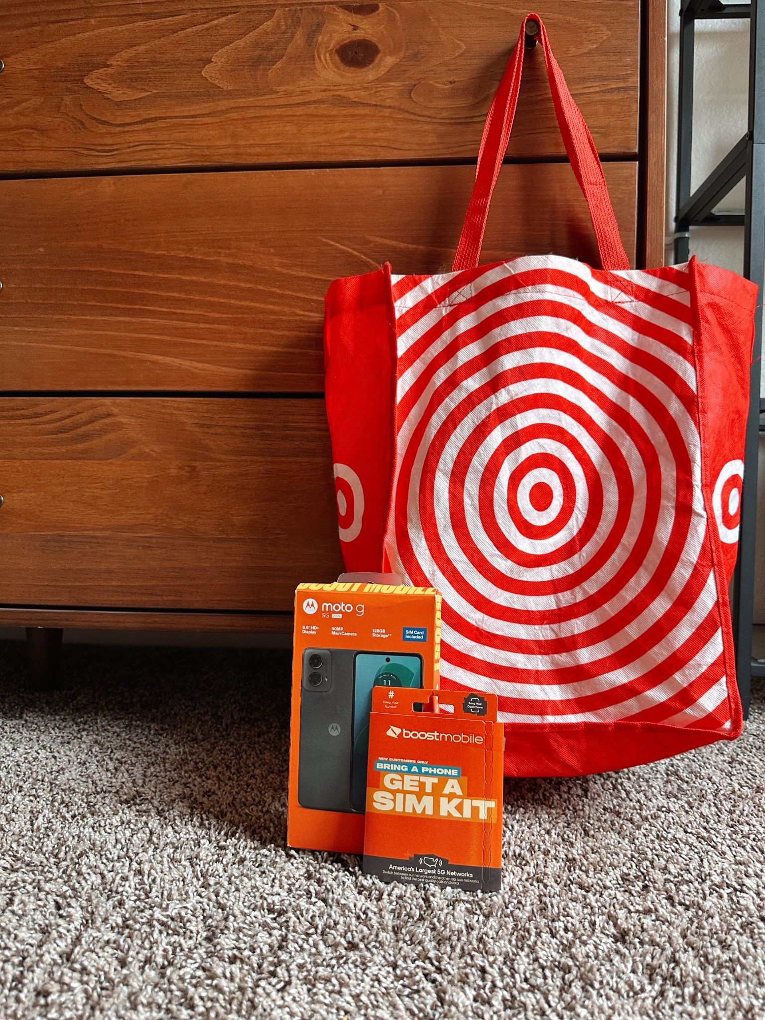 #AD Cutting through the noise in the wireless market! I'm excited to partner with @BoostMobile and @Target to spread the word about their amazing $35 Unlimited plan! #TargetPartner 

Not only is it ridiculously affordable, but it's also super easy to activate in-store at #Target. Plus, with #boostmobile reliable 5G network, you can stay connected without breaking the bank! 

I'm loving the simplicity and convenience of this plan, and I think you will too! So why not make the switch and start saving today? #targetrun #targetfinds

#ad #boostmobile #targetrun #targetfinds #TargetPartner #Target @Target @BoostMobile #liketkit 


#LTKFamily #LTKSaleAlert #LTKWatchNow