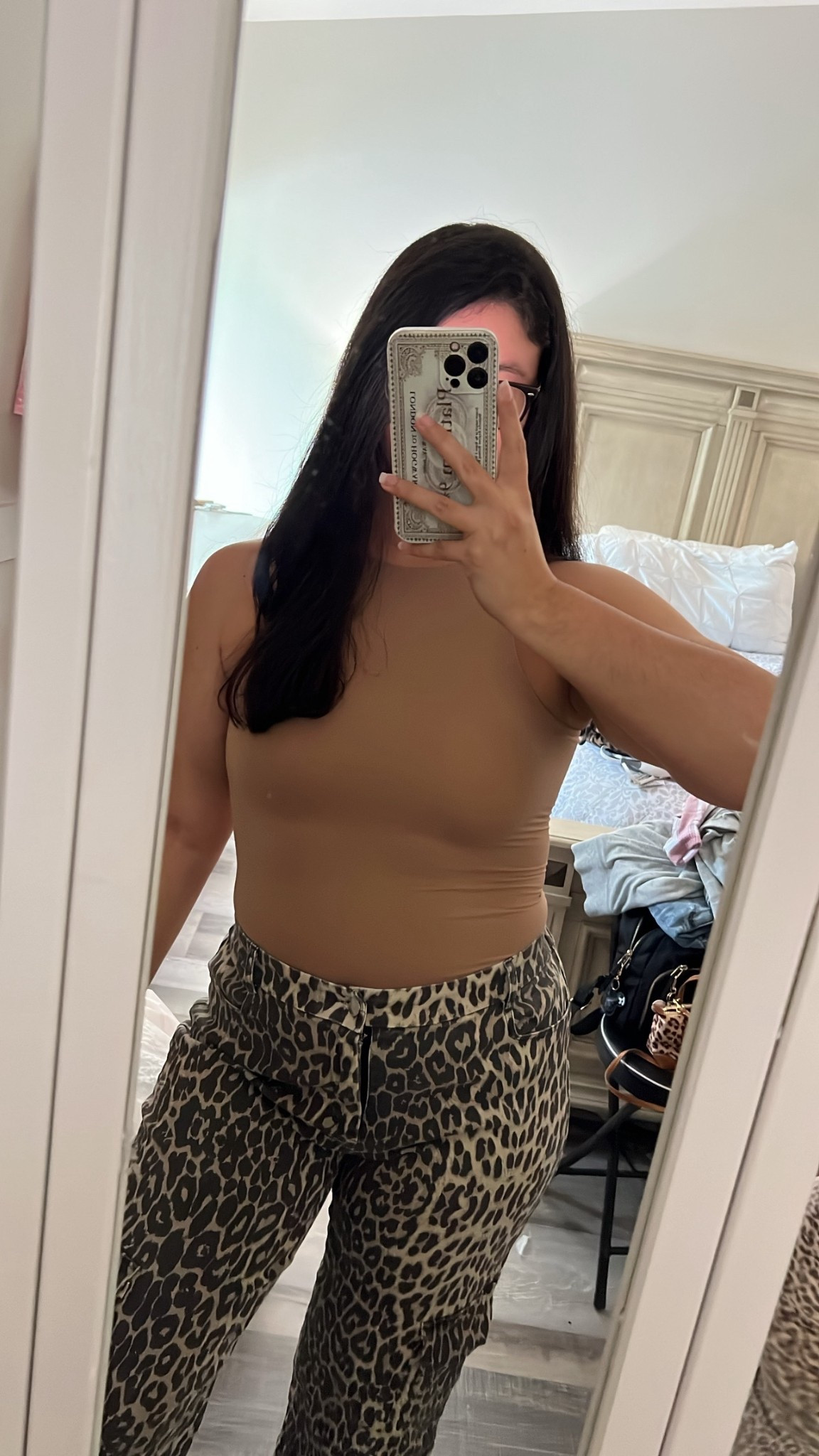 Skims bodysuit +leopard cargo jeans

#LTKSaleAlert #LTKCyberWeek #LTKFindsUnder50