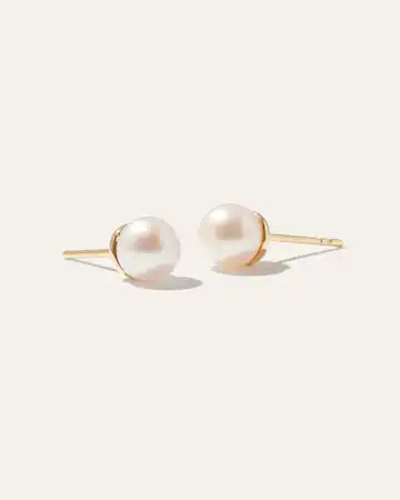 14K 6mm Freshwater Cultured Pearl Stud Earrings | Quince