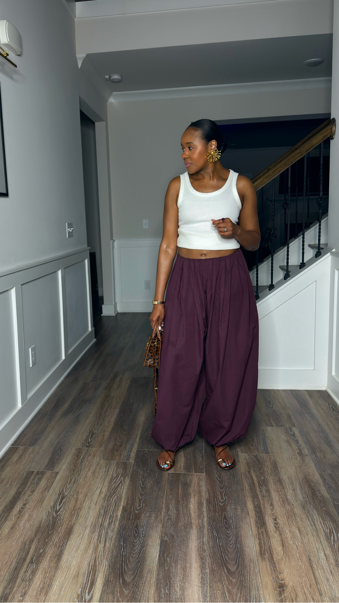 Effortless balloon pants outfit! 

#LTKStyleTip #LTKFindsUnder100