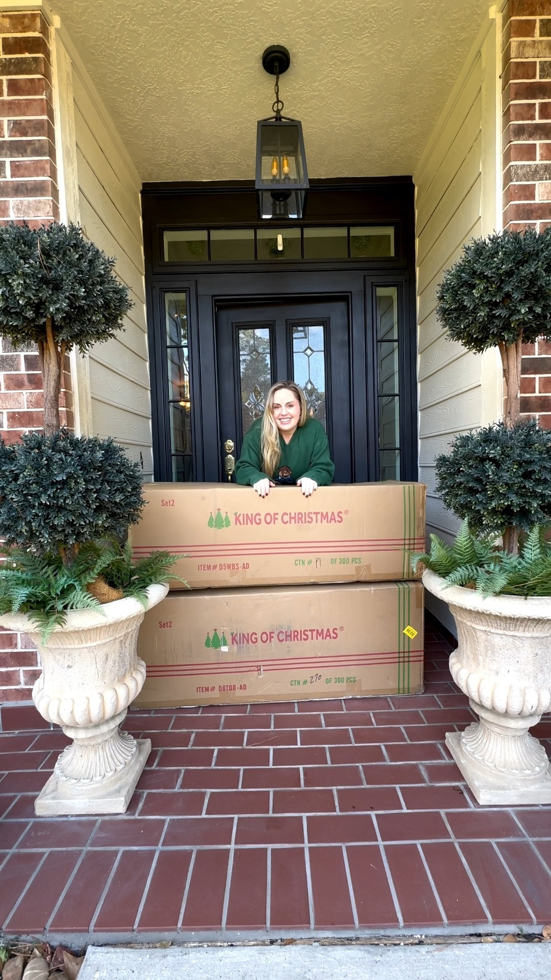 Christmas tree, artificial Christmas tree, Ralph Lauren Christmas, Ralph Lauren bear sweater 

#LTKHoliday #LTKHome