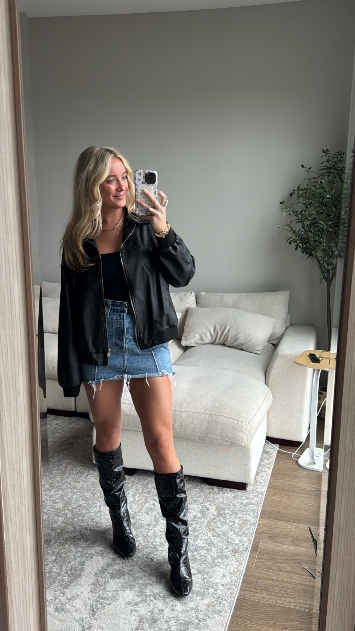 OOTD🖤

#LTKootd #LTKFestival