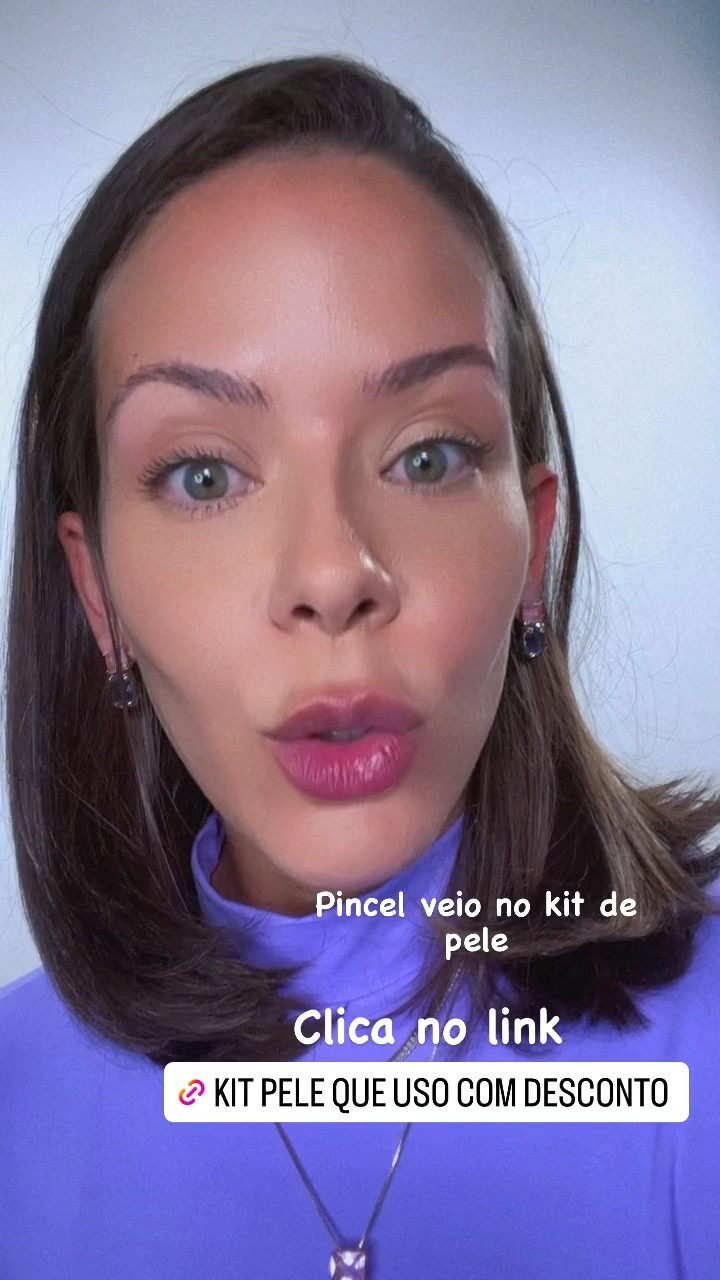 Pincel que aplico corretivo veio nesse kit de pele. Todos os pincéis do kit sao bons e indico além da esponjinha que é super prática 

#LTKbeauty #LTKbrasil