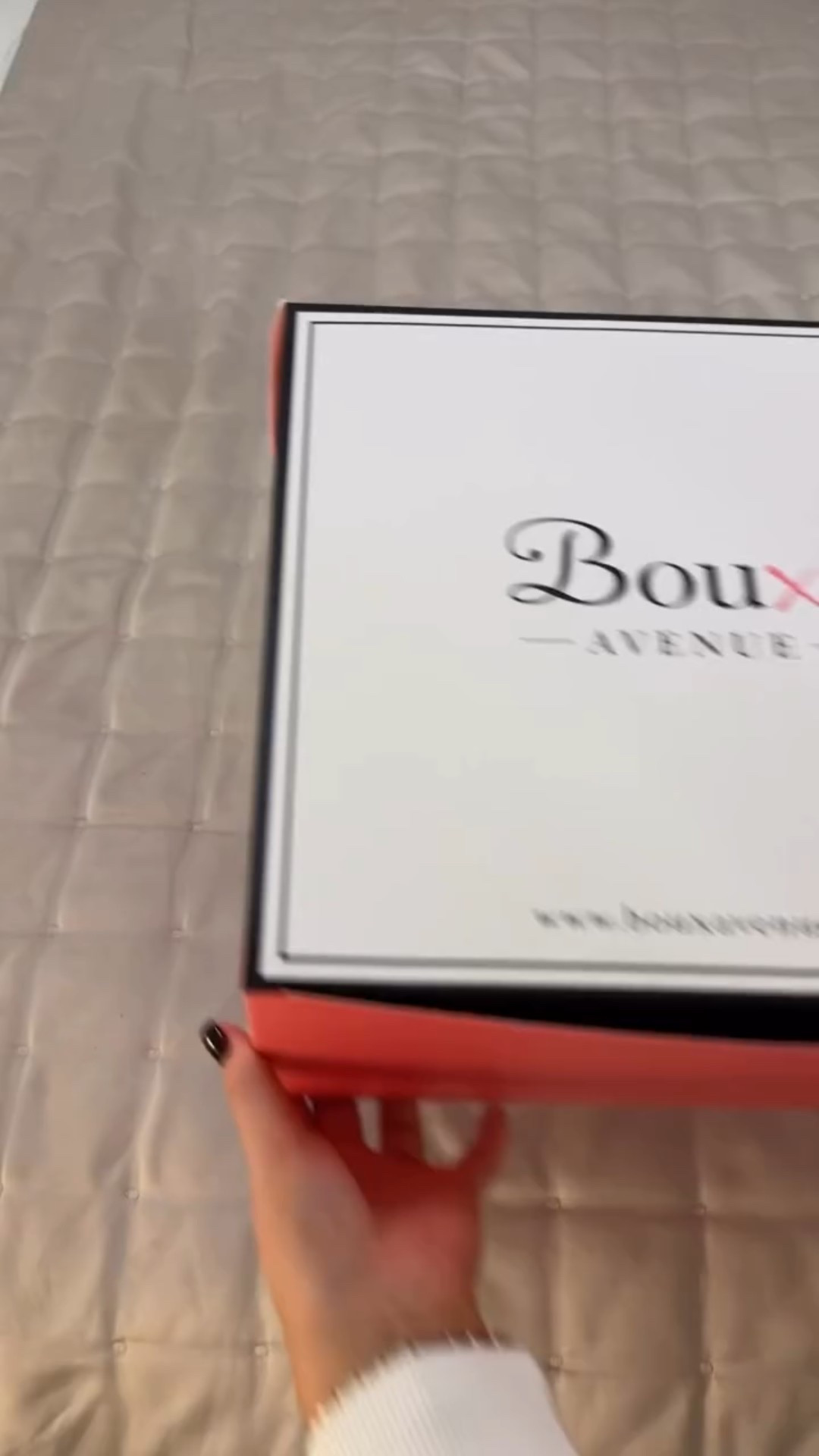 Obsessed with the Bedtime Stories collection from @bouxavenue 🌙💤 

You can shop the full collection on their website 💖 

{gifted}
#fyp #foryoupage #trending #fashion #explorepage #bouxavenue #bouxavenuepjs #pjs