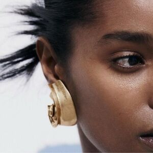 ZARA Goldtone Sculptural Semi Circular Bold Statement Earrings NWT | Poshmark