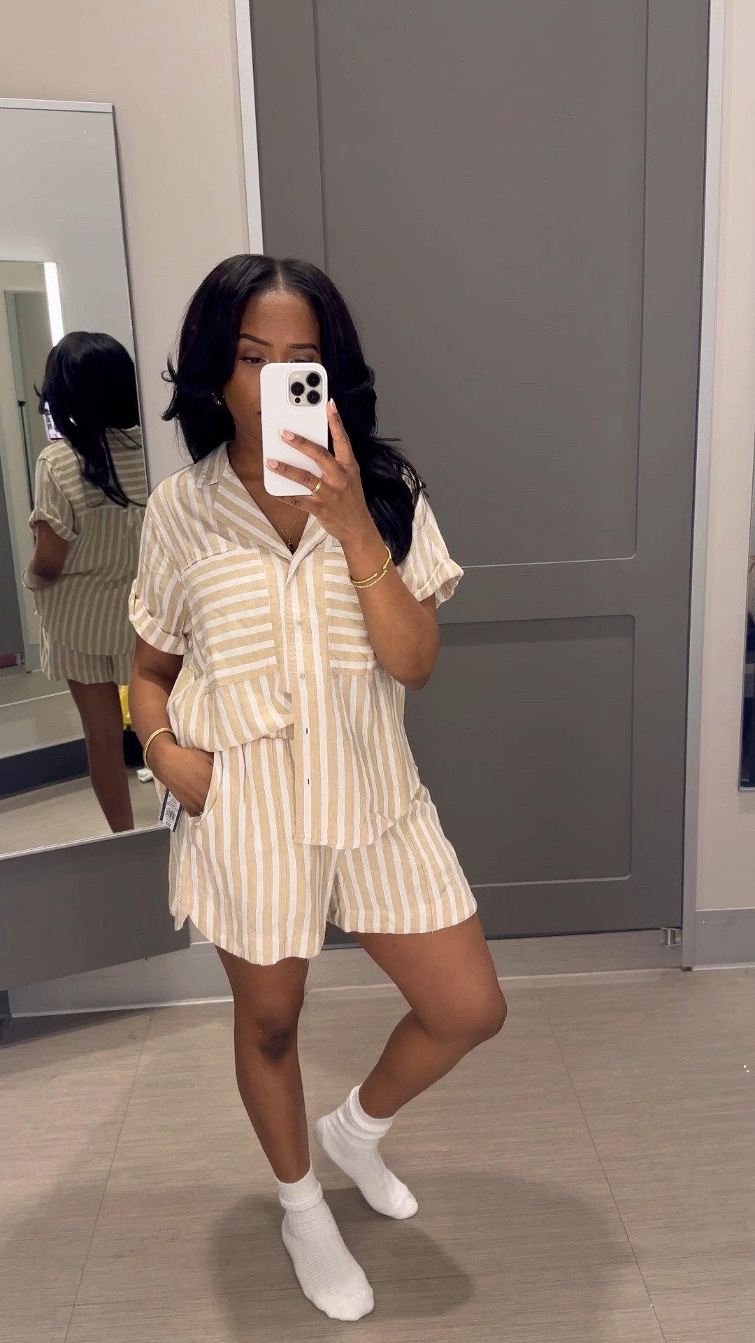 This two piece set screams effortless and chic. Pair with a cute sandal or sneaker for an easy spring or summer look! 

#LTKstyletip #LTKSpringSale #LTKSeasonal