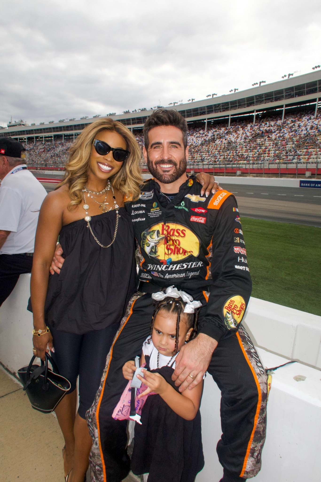 Purse is on major sale today!!! 