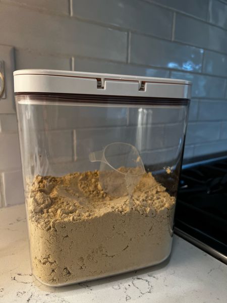 Protein powder containers/ I get size large 