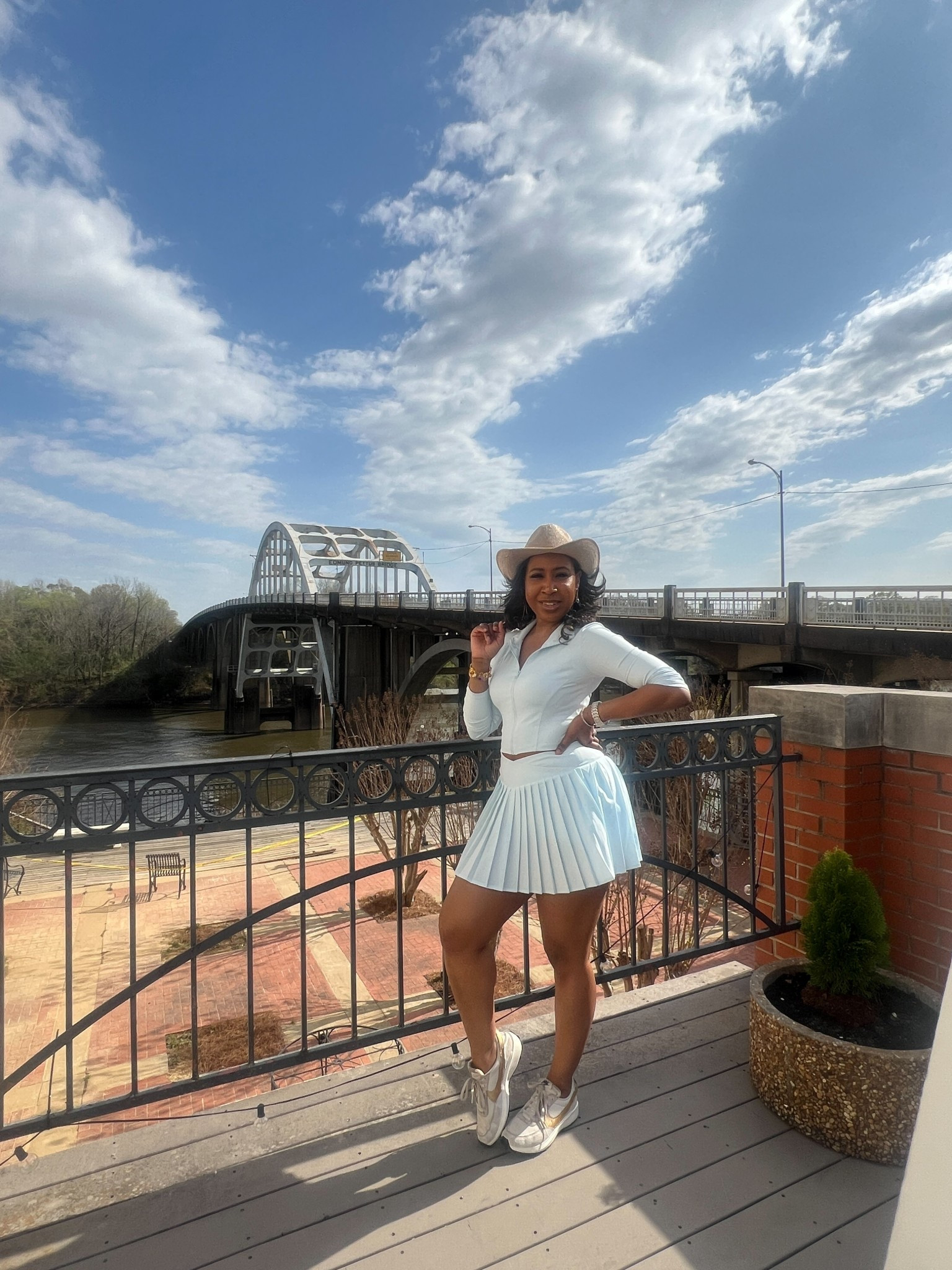 When you want to look cute but also be comfy AF - baby blue athleisure vibes coming at you 🌟 #OOTD #TravelOutfit #SpringFashion #Athleisure

#LTKActive #LTKFindsUnder50 #LTKOver40