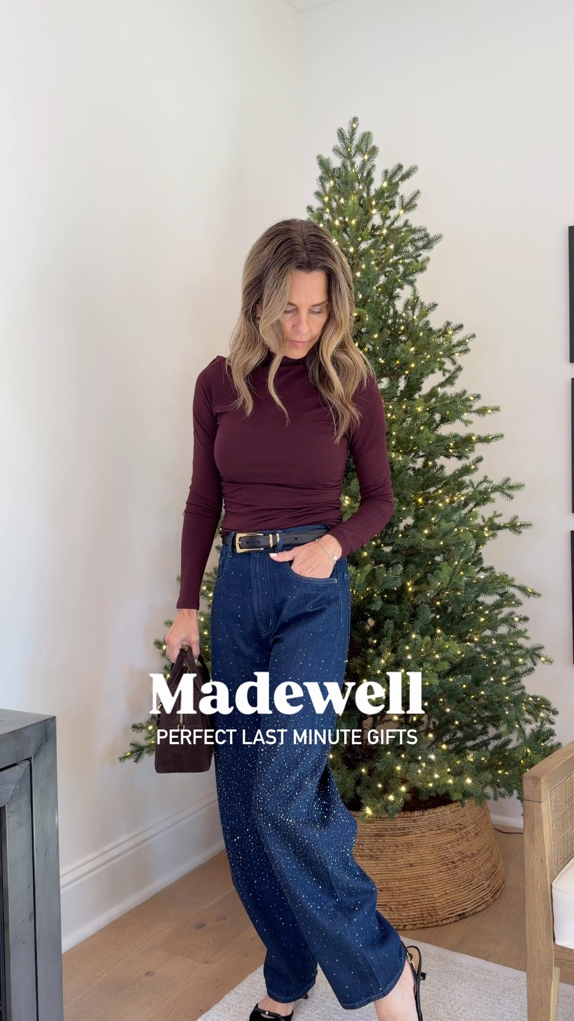 The perfect last minute gifts from Madewell! I’m 5’6’’.
-Rhinestone jeans TTS
-Perfect vintage wide leg jeans TTS
-V neck cashmere sweater XS
-Mock turtleneck with sheer sides S
-Pull on track pant with burgundy seam XS
-Sweater dress XS

#LTKHoliday #LTKOver40 #LTKGiftGuide
