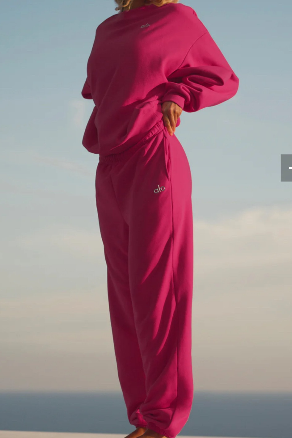 Everyone needs this pink Alo Set  

#LTKGiftGuide #LTKfitness #LTKSeasonal