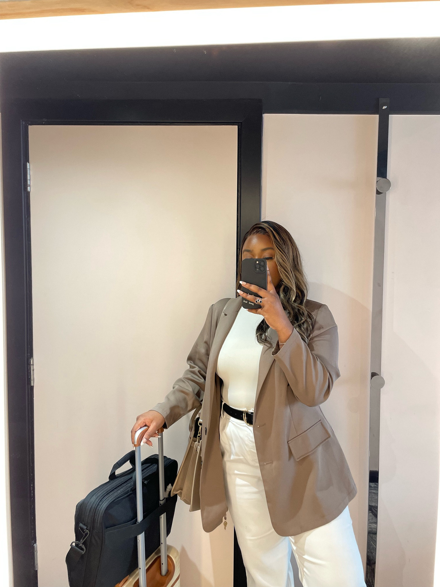 Simple corporate look 😍😍😍