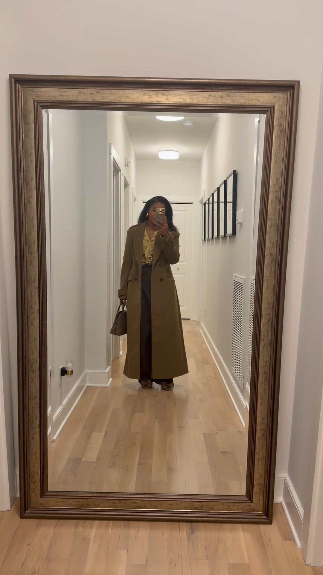 Linking similar coats as this was is sold out and no link available anymore 


#LTKootd #LTKMidsize #LTKgrwm