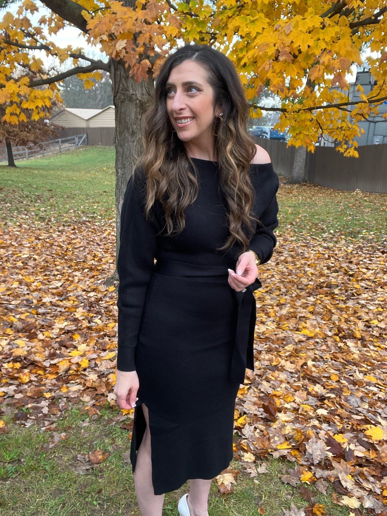 LBD but make it a sweater dress! Love this little black dress for this upcoming holiday season!



#LTKHoliday #LTKstyletip #LTKsalealert