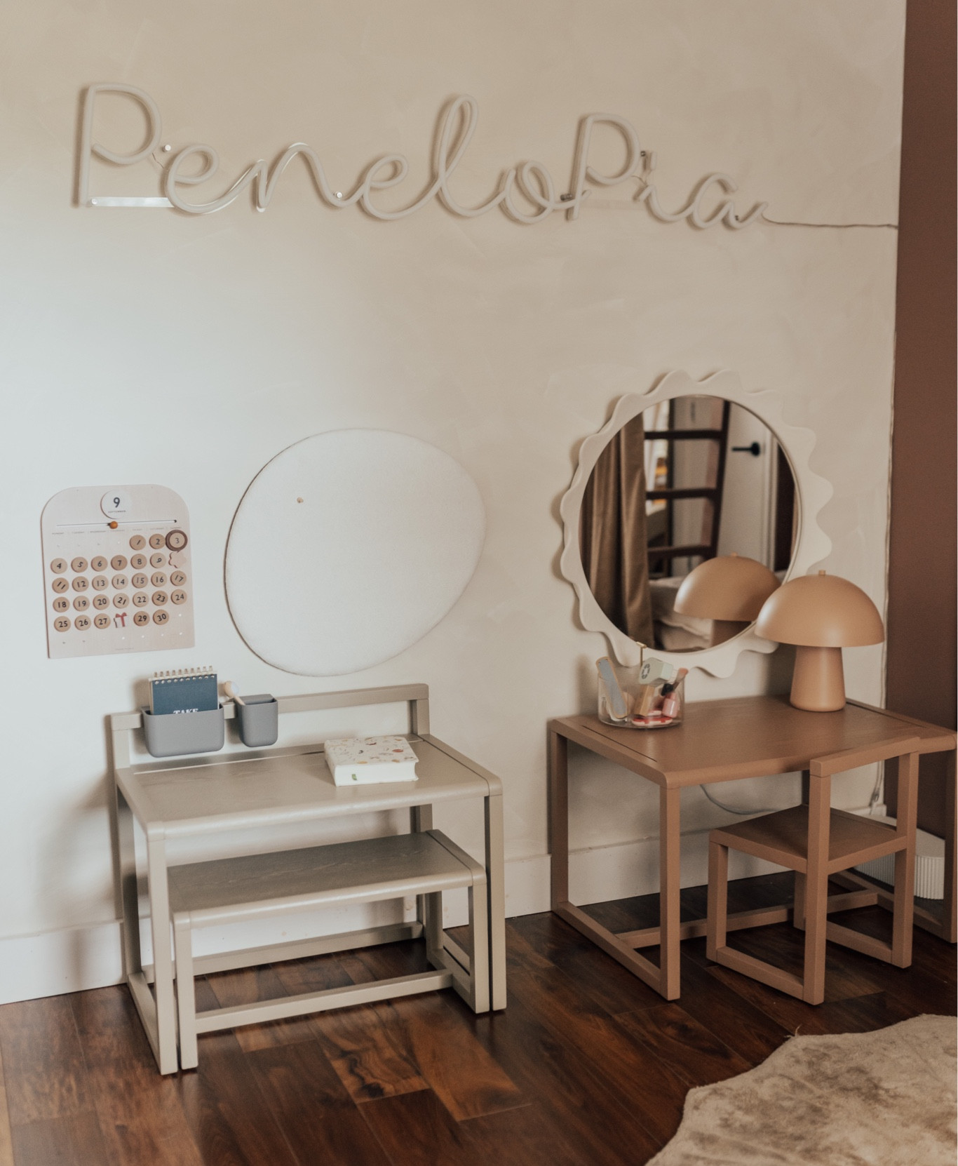 Girls desk/ vanity space  

#LTKhome #LTKfindsunder100 #LTKfamily