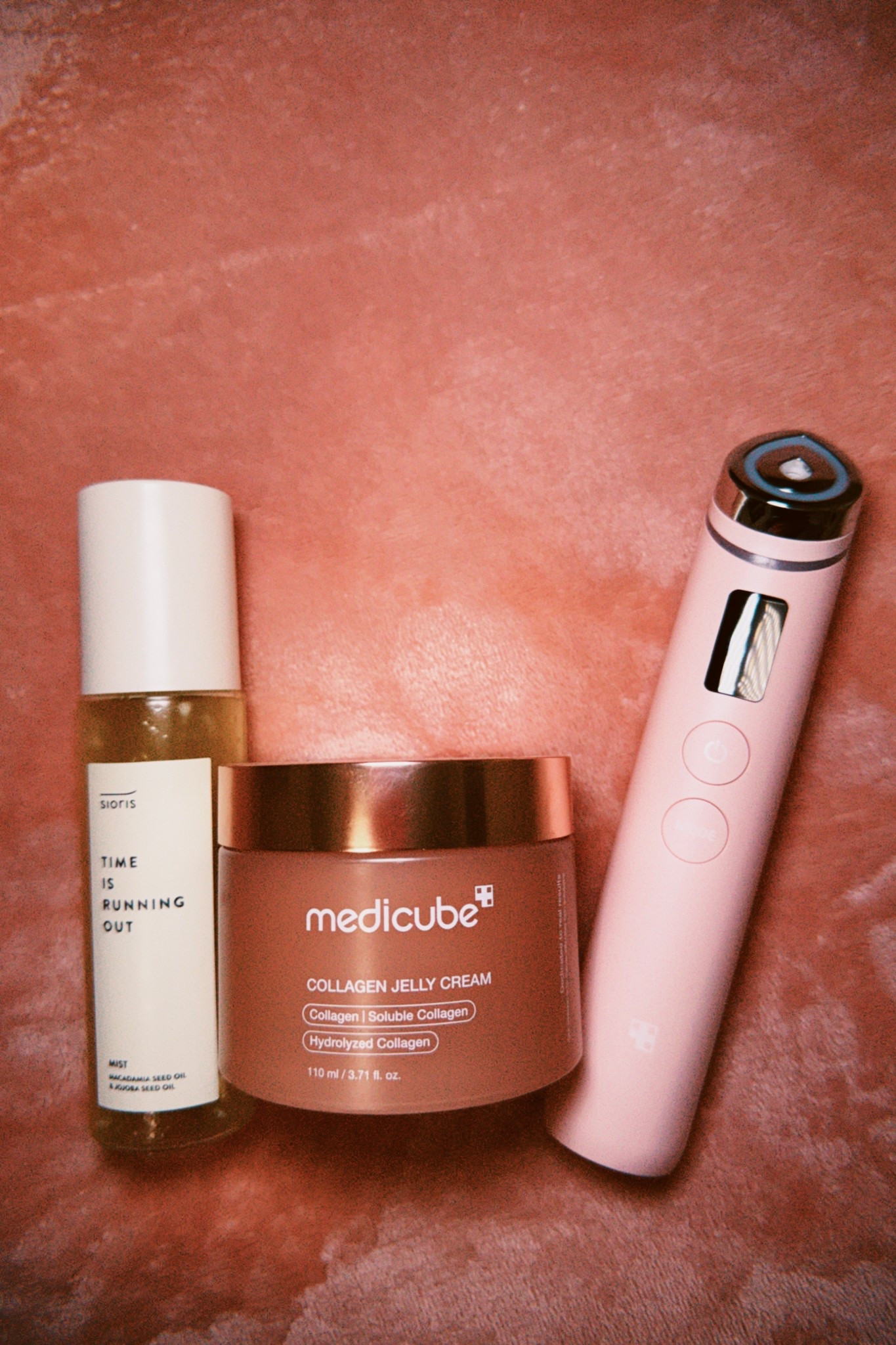 My holy grails during these cold months to keep hydrated and glowy skin 

#LTKdayinmylife #LTKGiftGuide #LTKSeasonal
