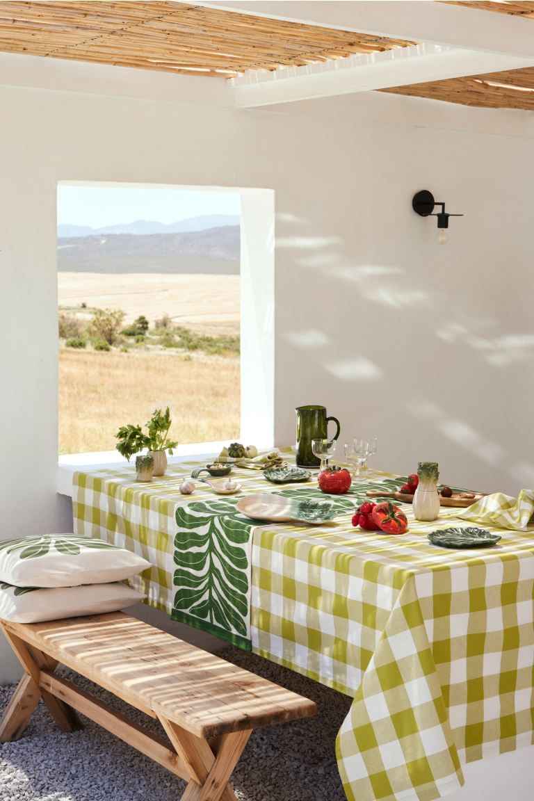 Patterned Cotton Tablecloth - Green/checked - Home All | H&M CA | H&M (US + CA)