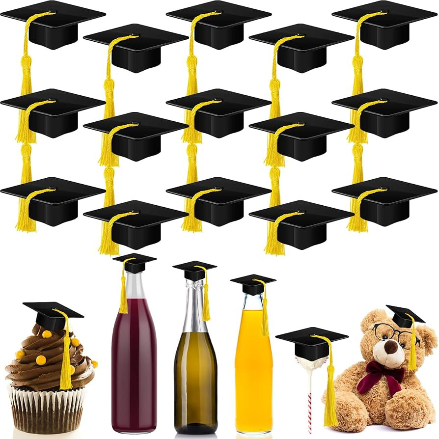 Amazon.com: Qunclay 30 Pieces Mini Graduation Cap Black Hats with Gold Tassels Plastic Grad Cake Pops Cover Toppers for Graduation Party Decorations : Home & Kitchen | Amazon (US)