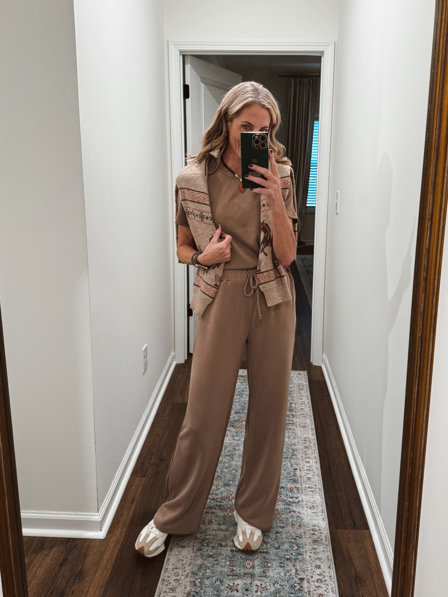 Called to Surf pre-black Friday sale is here, and T his two piece Techno Soft set will soon be your favorite! It’s smooth and every day comfortable with a round neck line, short sleeve, front pockets, and elastic drawstring waist. Comes in four colors shown here in mocha.  Use code athenaroberts on their site for a discount 