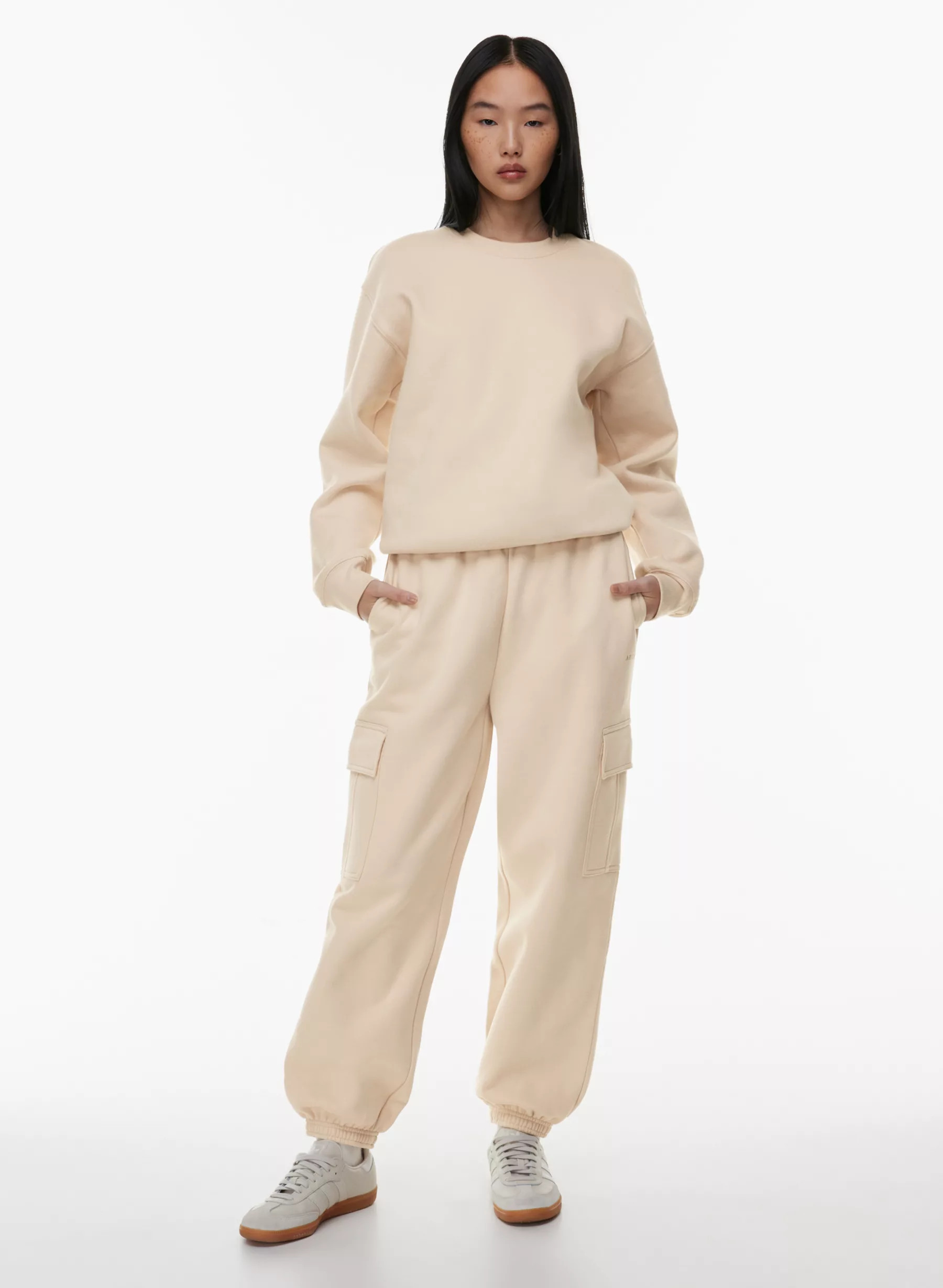 COZY FLEECE MEGA CARGO™ JOGGER | Aritzia