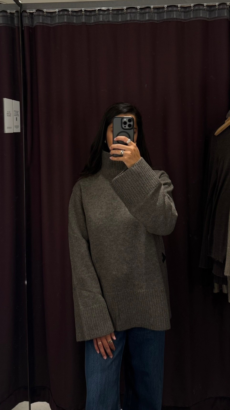 Warmhaltender und angenehm schwerer oversized Wollpullover unter 100€

#LTKdeutschland #LTKeurope #LTKautumn