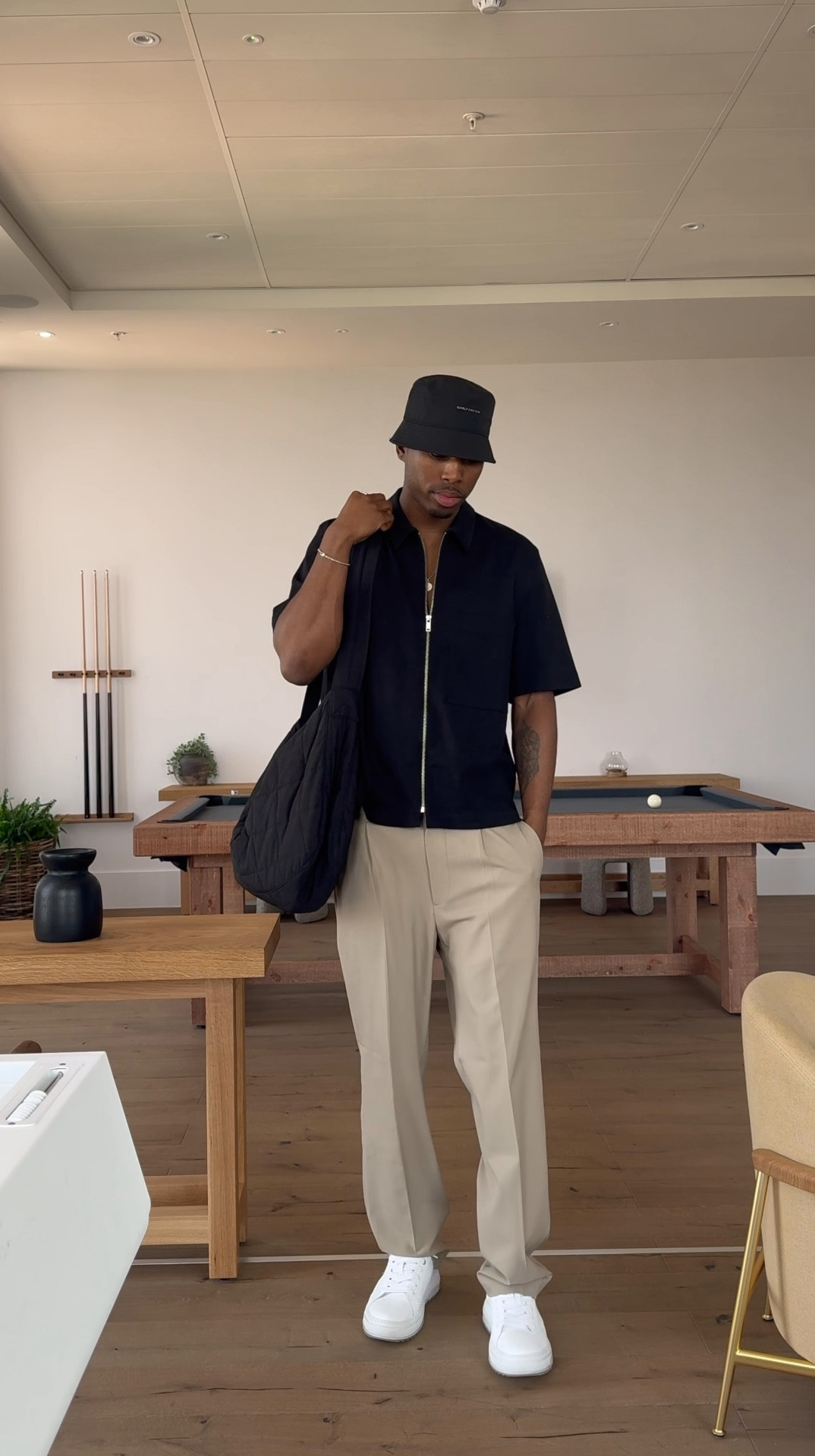 How to style UNQILO PLEATED TROUSERS uniqlo men / pleated trousers / affordable fashion / COS / men’s fashion / men’s style / spring looks / spring men 

#LTKeurope #LTKstyletip #LTKmens