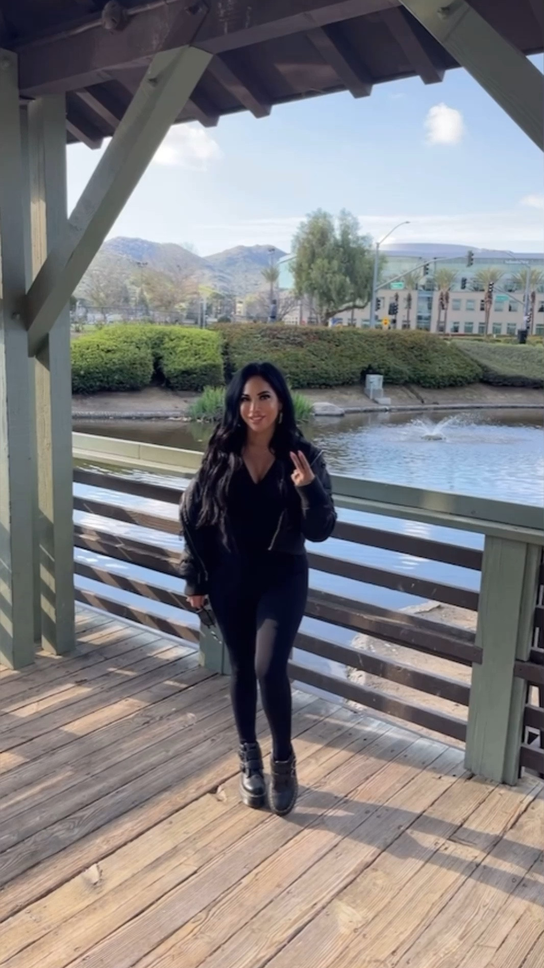 Leggings that will have you snatched in all the right places! Ps ladies these are super comfy too! My favorite leggings 🖤

#LTKstyletip #LTKfitness #LTKsalealert