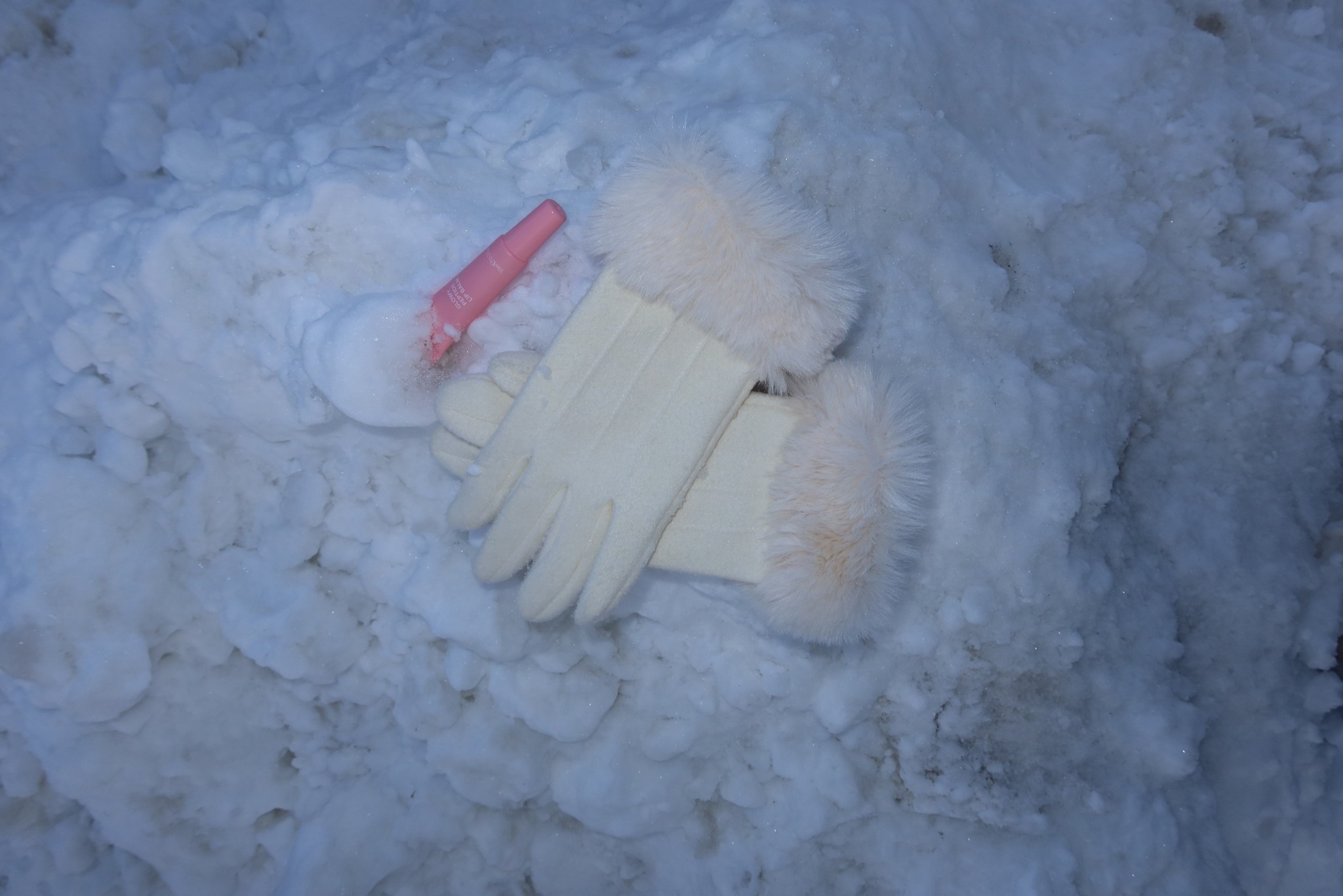 Women’s white gloves with fur, ivory gloves

#LTKSeasonal