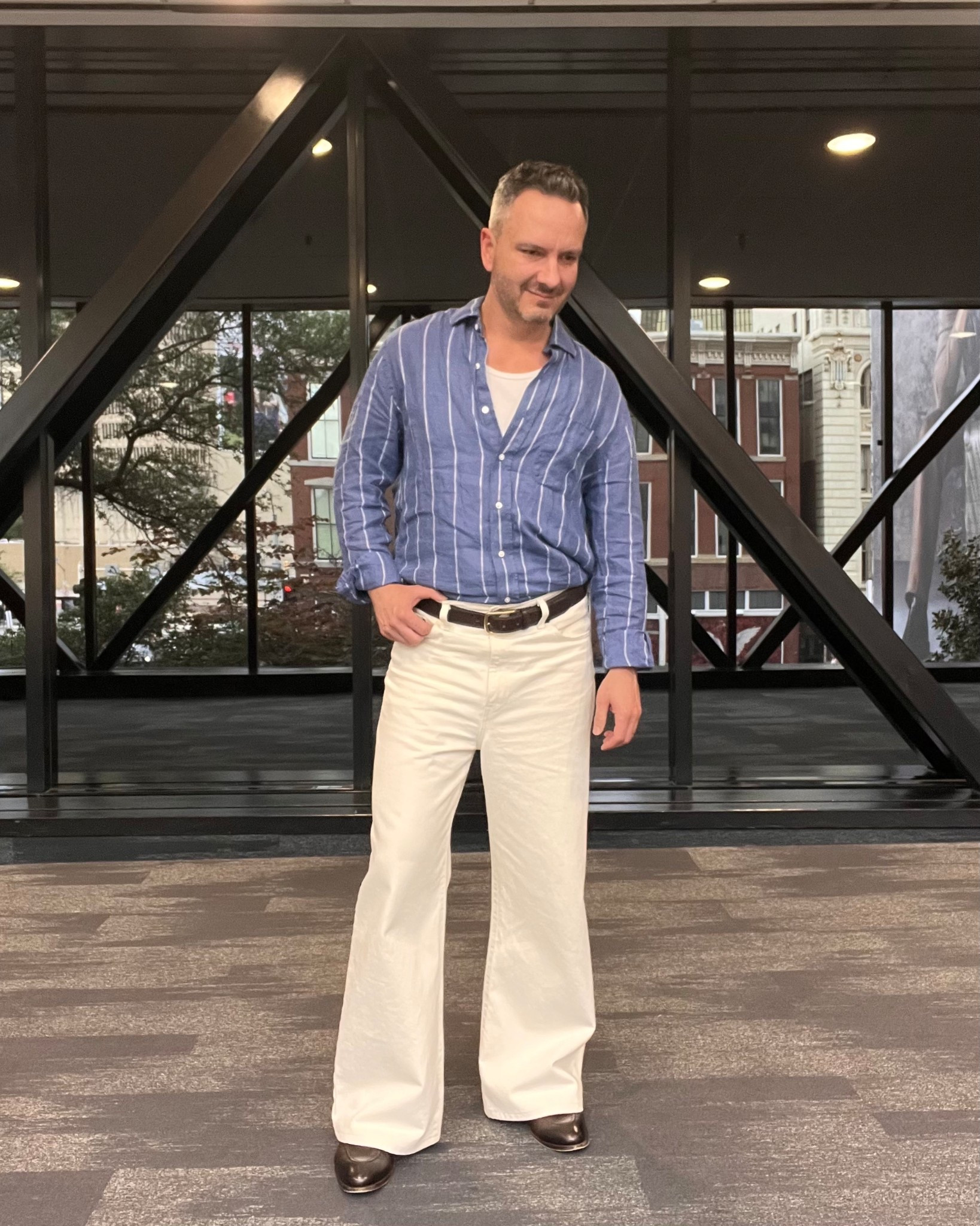 The perfect fit for a relaxed but seasonal work outfit. No skinny jeans in sight!

#LTKootd #LTKMens #LTKWorkwear