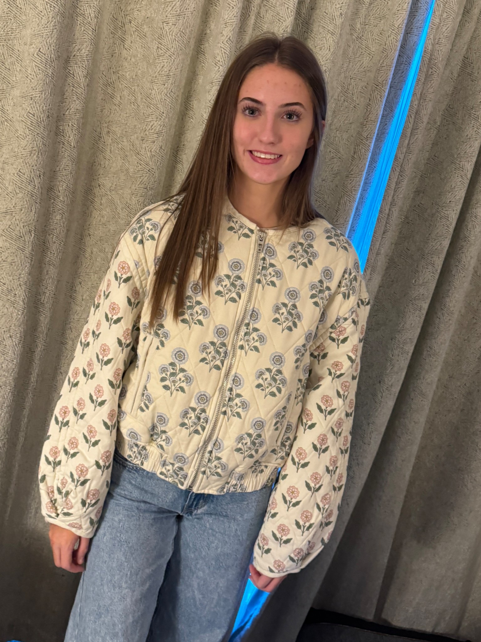 Camryn got the most darling jacket!  She sized up one (luckily we can both wear it). The material is so soft!  This will be a great transition to spring piece 

#LTKootd