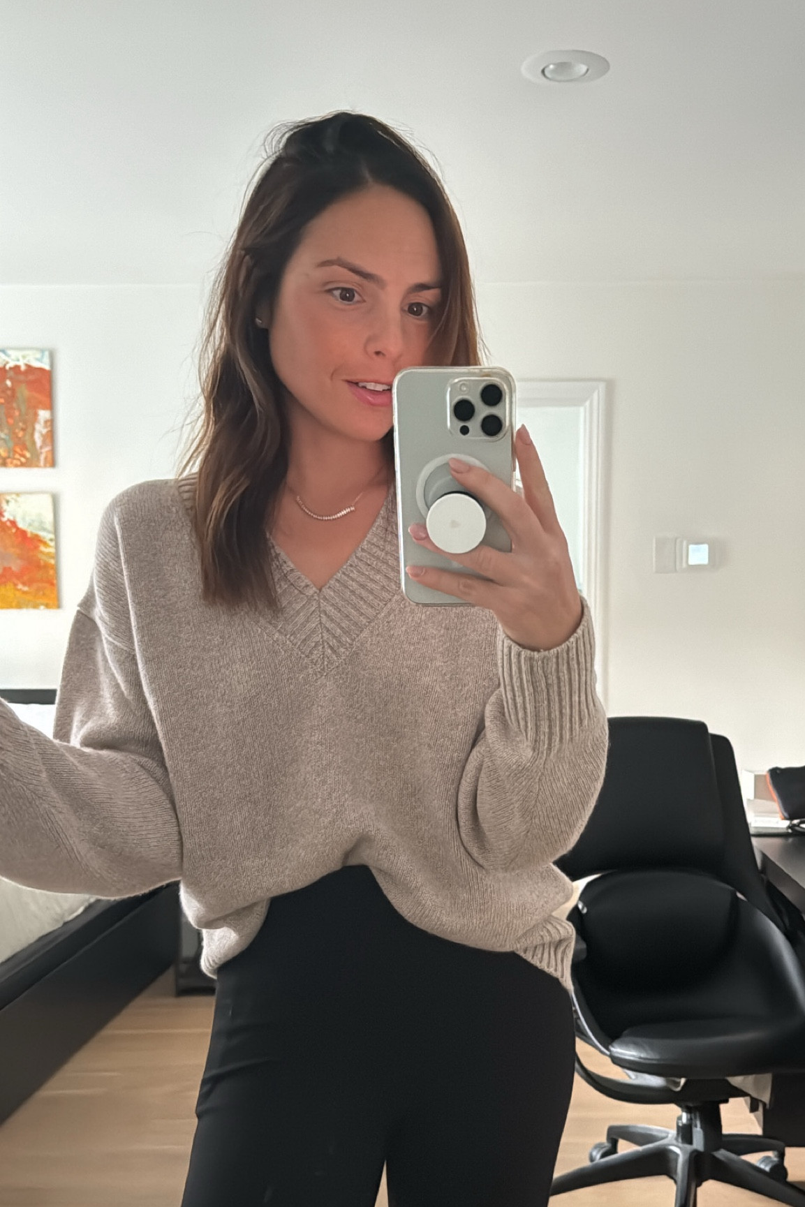 The most perfect oversize cashmere sweater for fall and winter! Reformation has the highest quality… This sweater is perfectly oversized and so so soft. I wear an XS. It already is oversized so no need to size up. It comes in so many colors.

#LTKWorkwear #LTKStyleTip #LTKSeasonal