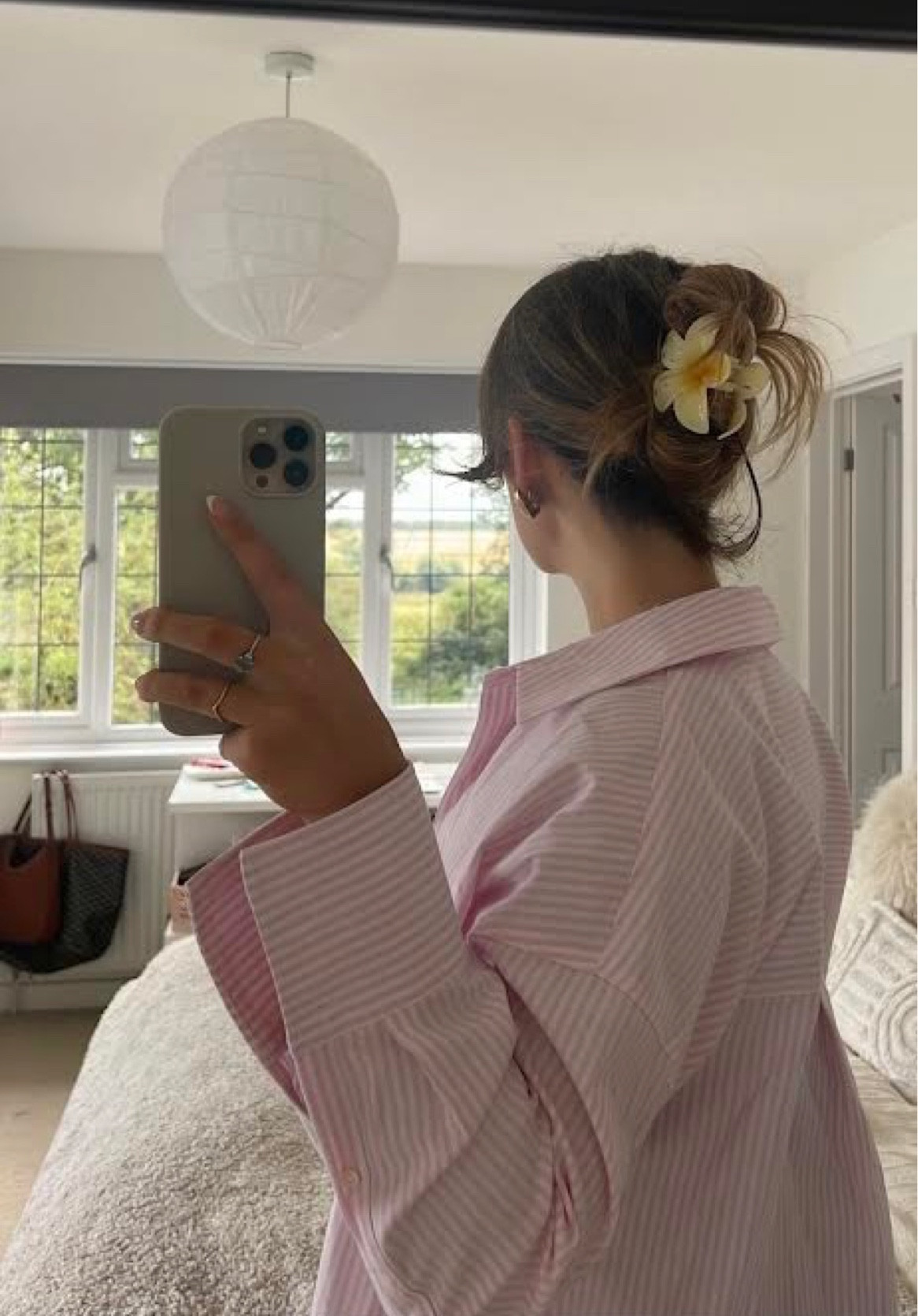 Zara, H&m, Topshop, Asos, Pandora, Amazon, Etsy, oversized shirt, trendy rings, hair accessories, phone accessories, gold jewellery, striped shirt, casual fit, style inspiration

#LTKeurope #LTKstyletip #LTKSeasonal