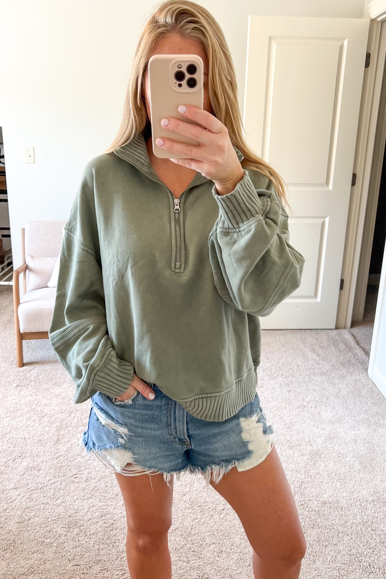 The coziest pullover sweatshirt! Paired with my favorite cutoff denim shorts! Aerie Sweatshirt, Abercrombie denim shorts 
#falloutfit #casualoutfit #cozysweatshirt #cozypullover #sweatshirt



#LTKFallSale #LTKFindsUnder50 #LTKOver40