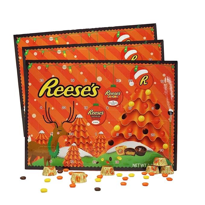 2020 Reese's Holiday Countdown Christmas Advent Calendar with Reese's Peanut Butter Cups and Cand... | Amazon (US)