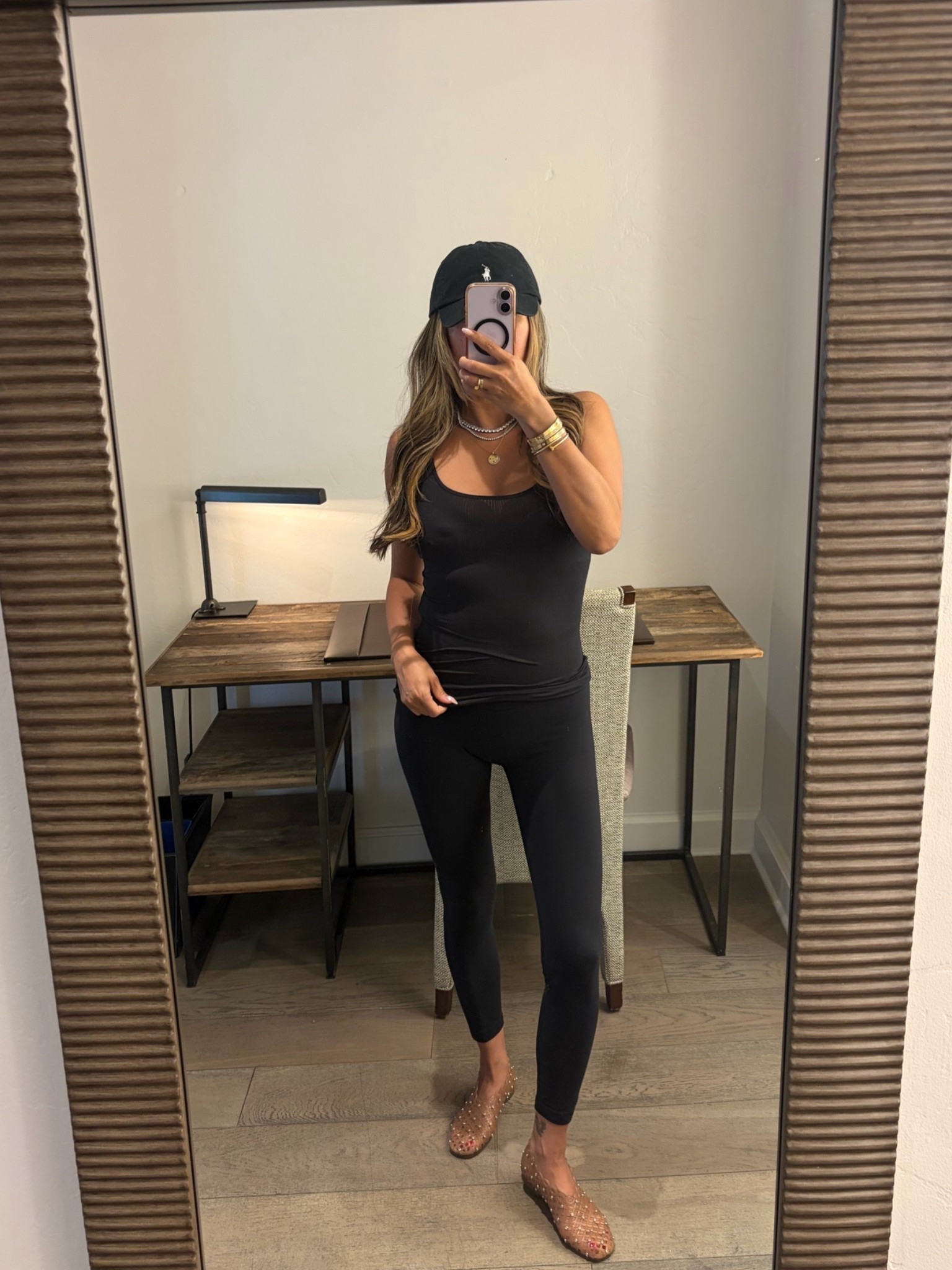 Best no seam front leggings, negative underwear tank dupe, best jelly shoes

#LTKgrwm #LTKootd