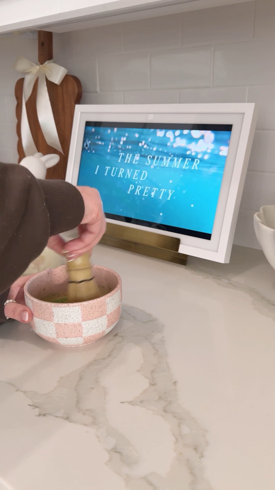 The kitchen upgrade I didn’t know I needed 🤍 + it’s on sale for Amazon Prime Day!

I use my Amazon Echo Show 15 to watch shows while I cook and control everything in my home—from my doorbell camera to my lights and thermostat! You can play music and manage your calendar & routines too. It does so much, and looks like art ✨

Amazon finds, home tech, kitchen accessories, Target, cookbook stand, sale alert, fancythingsblog

#LTKHome #LTKSaleAlert #LTKdayinmylife