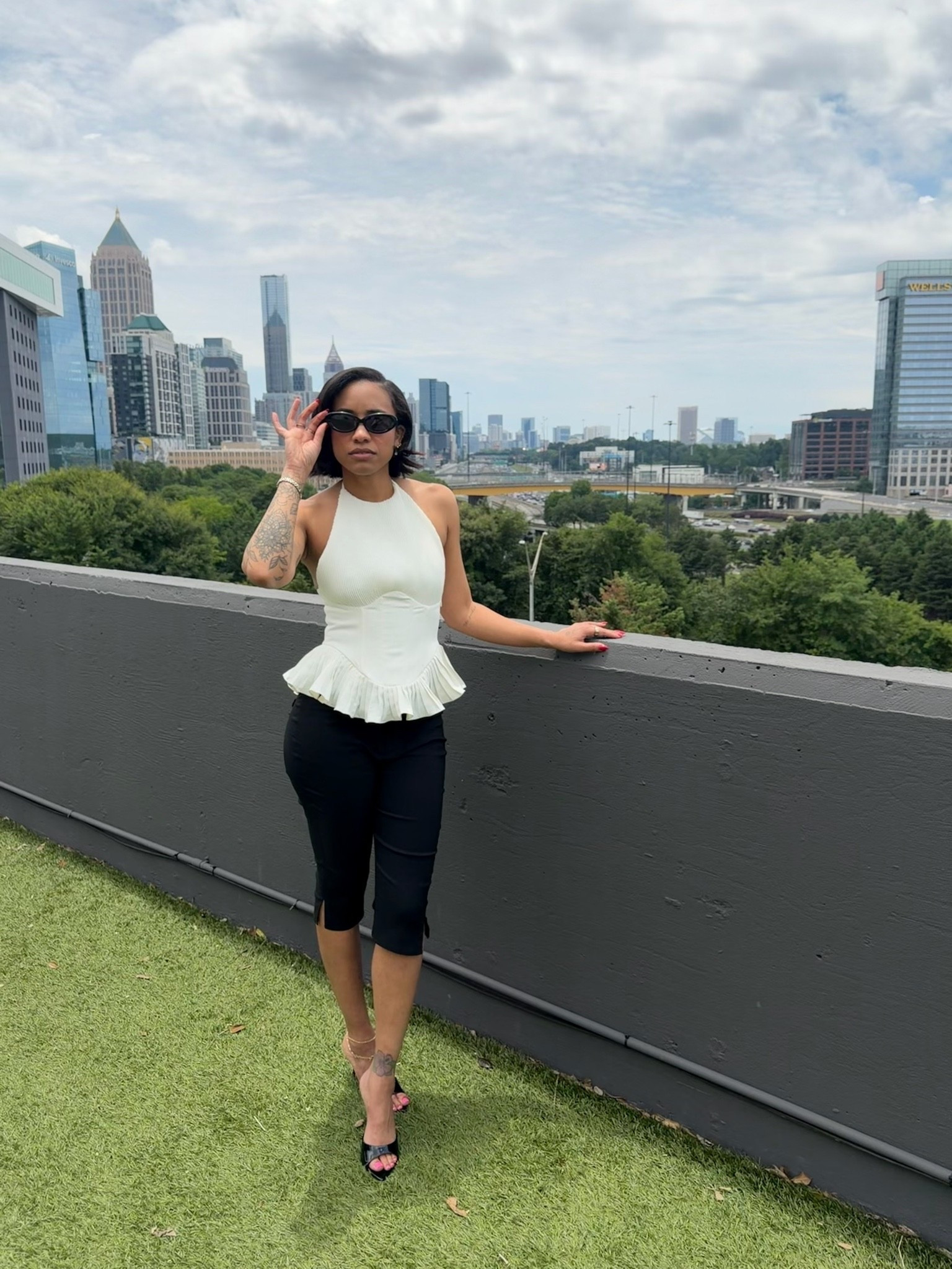 Top size XS, Capris size S, shoes size 6

#LTKootd #LTKSeasonal #LTKdayinmylife