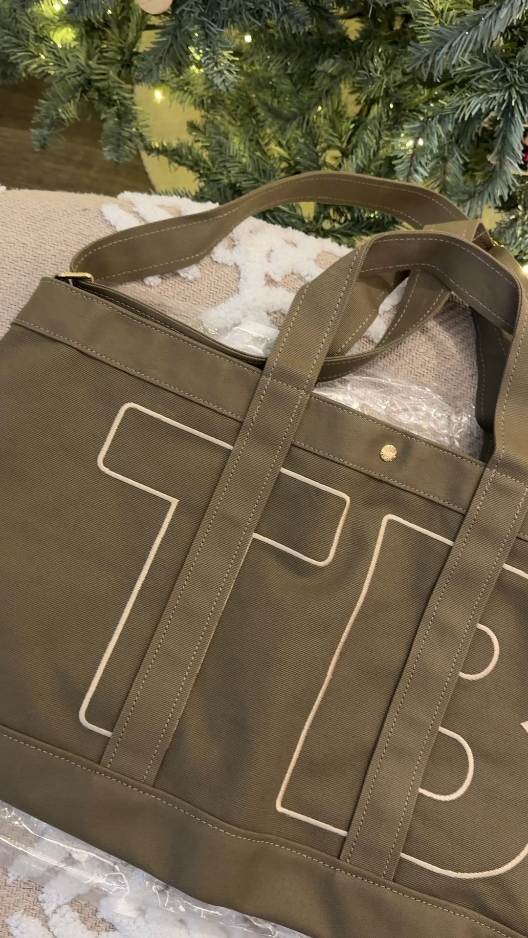 Holiday Gifting - this customizable tote bag is a great gift idea for someone that loves to travel, a college student, gym enthusiast, or just someone that loves a good weekender bag. It’s available in 3 sizes, multiple colors, and you can add up to 3 characters on it. Currently 25% off! 

#LTKHoliday #LTKTravel #LTKItBag