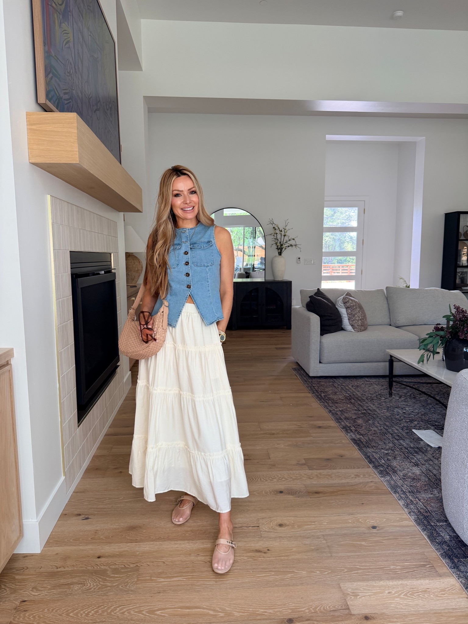 Amazon country concert outfits that are actually cute 🤠✨  comment AMAZON and I’ll send you the details 

these are the kind of outfits you throw on and feel instantly put together.

Denim rompers, flirty skirts, easy dresses, and lightweight layers you can style with boots or sandals depending on the vibe. Perfect for country concerts, summer festivals, outdoor events, and casual western-inspired outfits.

Affordable Amazon finds that give you that effortless country chic look without overthinking it.

#AmazonFashion #CountryConcertOutfits #SummerOutfitIdeas #FestivalStyle #WesternStyle