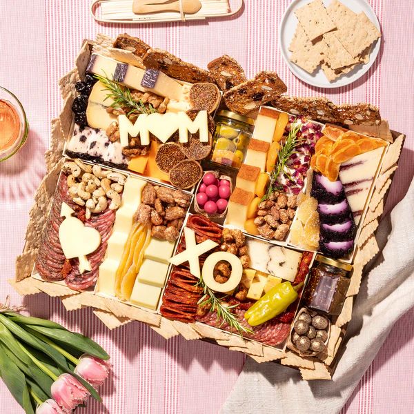 Mother's Day Large Cheese & Charcuterie Board | Boarderie