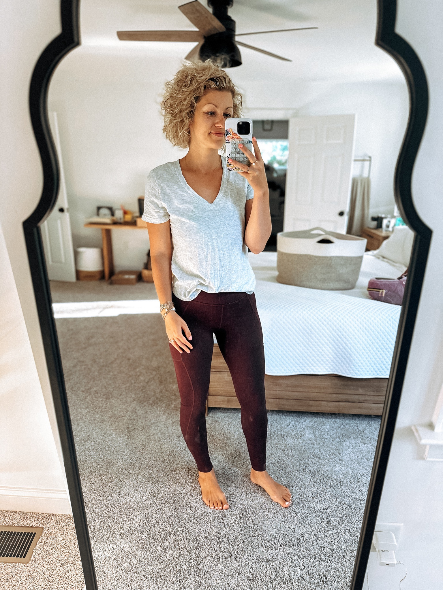 Organic cotton workout leggings that don’t fall down ❤️

TTS and phone pocket 😍

#LTKFindsUnder50