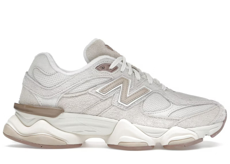 Men's New Balance 9060 Sneakers in Bisque/Sea Salt | StockX