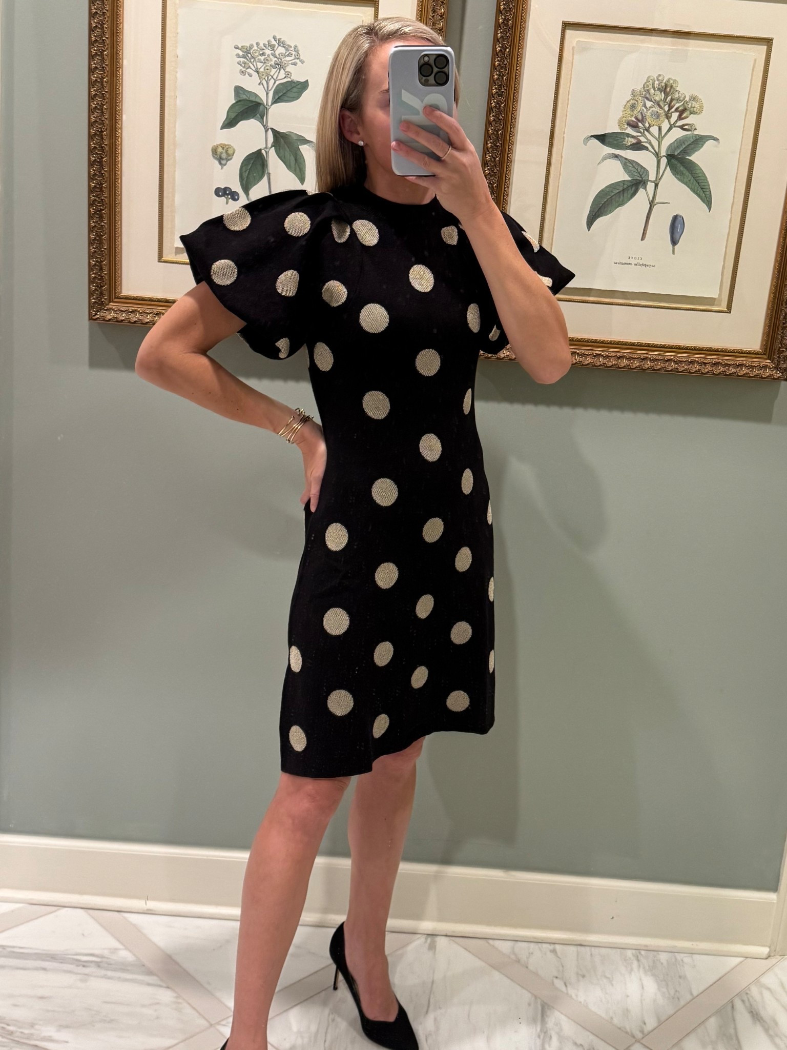 scoop sweater dress with puff sleeves 
Polka dot dress.
Runs true to size 
Walmart 

#LTKFindsUnder100 #LTKFindsUnder50 #LTKParties