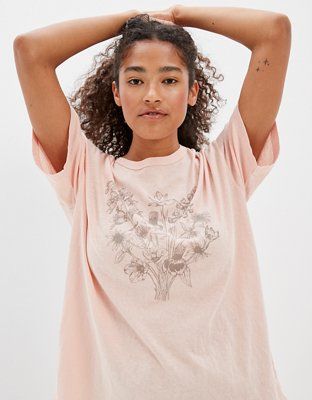 AE Oversized Crew Neck Graphic True Tee | American Eagle Outfitters (US & CA)