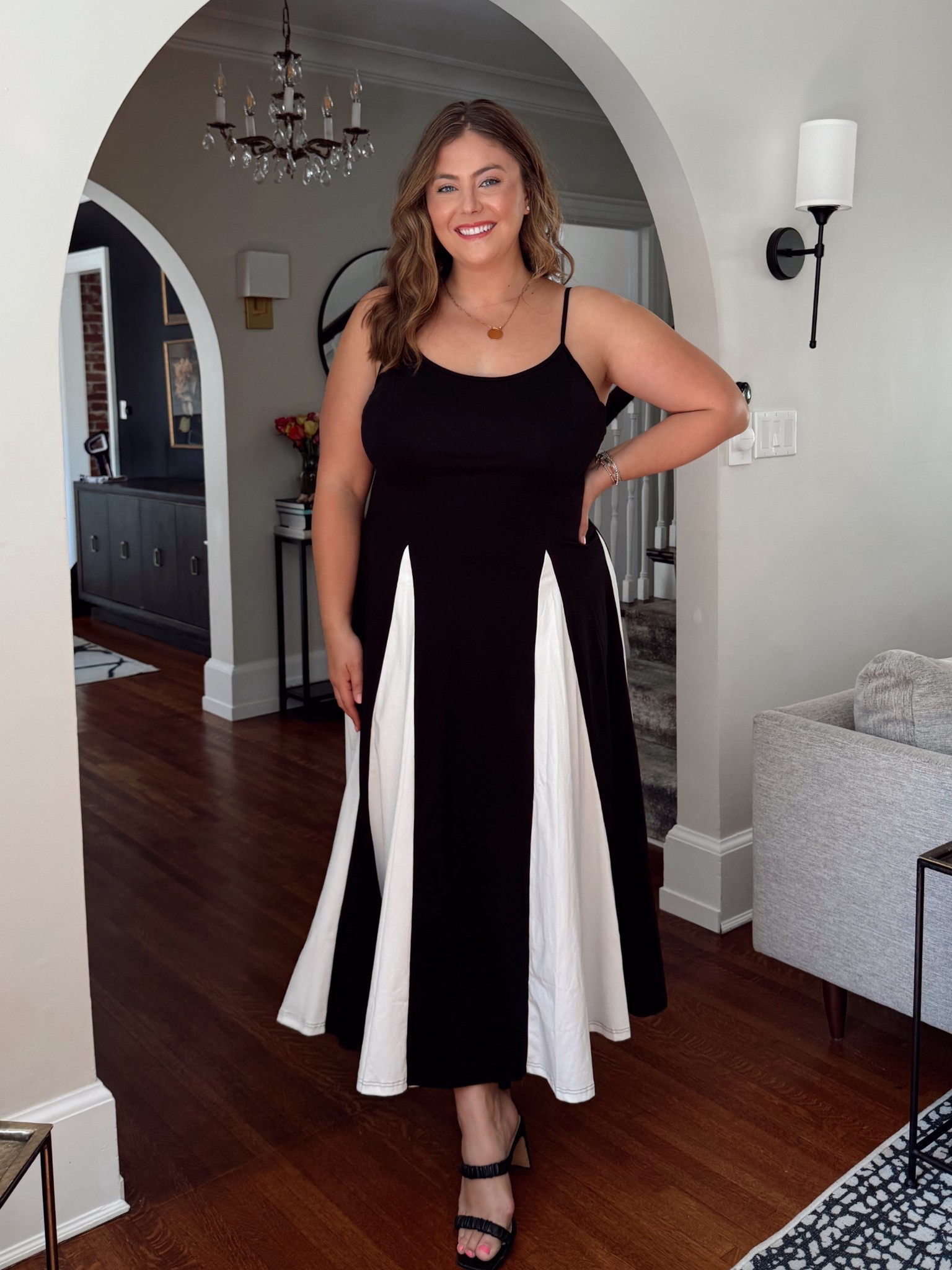 Fun & flowy dress - wearing size XL

#LTKWedding #LTKMidsize #LTKootd